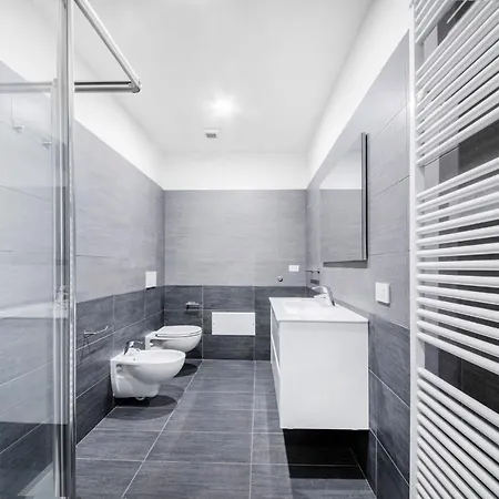 Apartament Como City Home