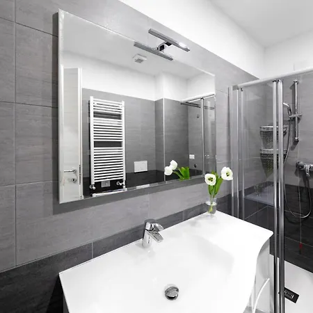 Como City Home Apartament Como