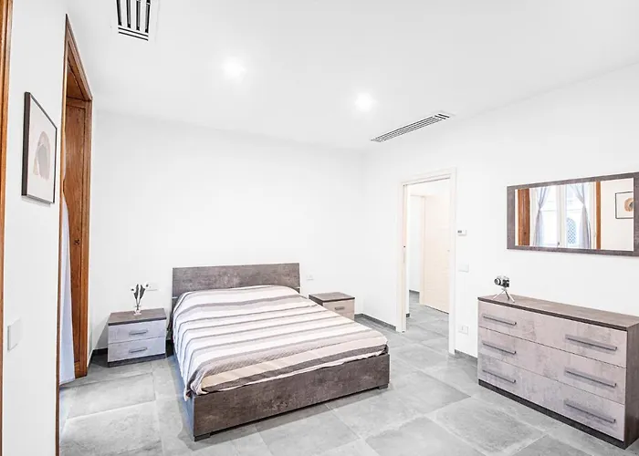 Como City Home Apartment *