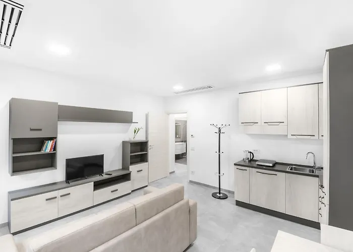 Daire Como City Home