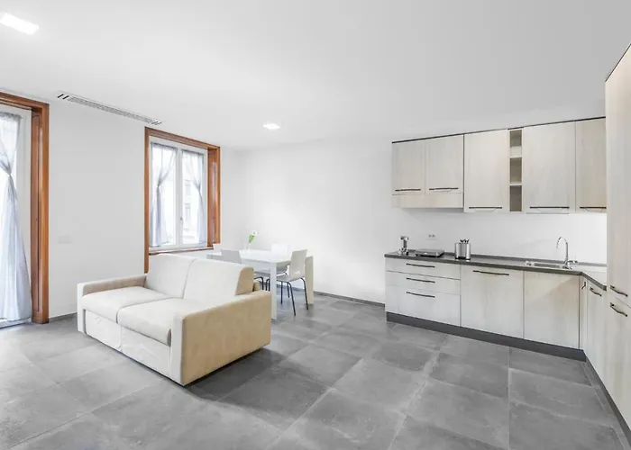 公寓 Como City Home 科莫