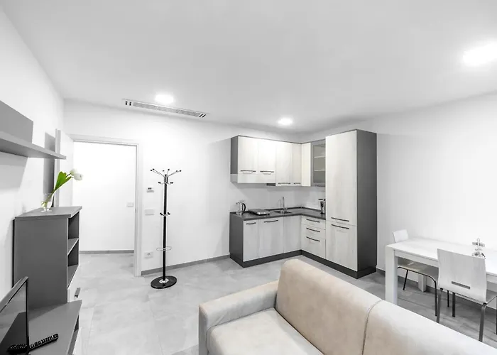公寓 Como City Home 科莫