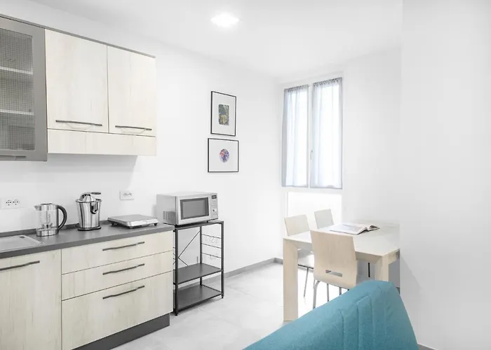 Como City Home * Como