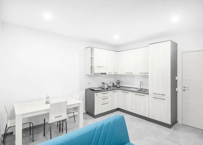 Como City Home * Como